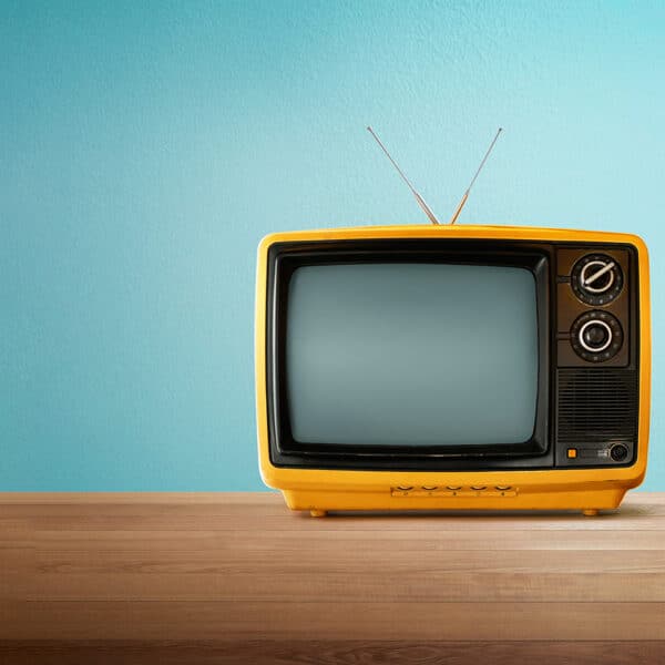 Alter Röhrenfernseher